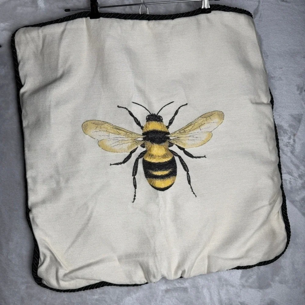 Set of 2 Embroidered Bee Pillow‎ Covers Cream Black Trim